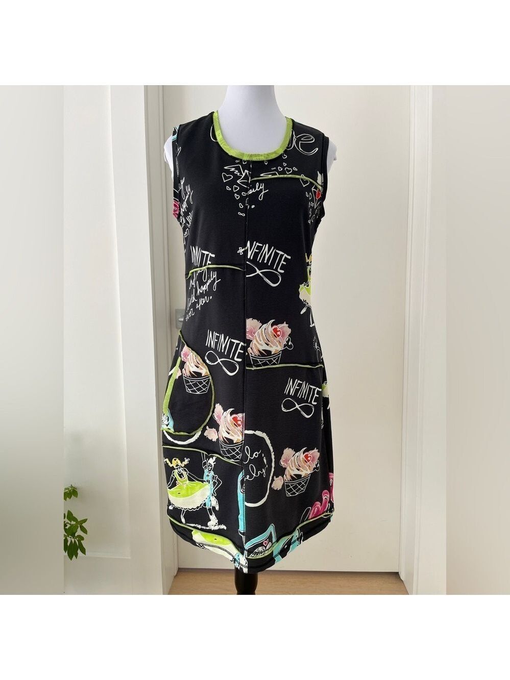 DOLCEZZA Sleeveless Dress Whimsical Graphics Engagement Love Wedding Theme Artsy